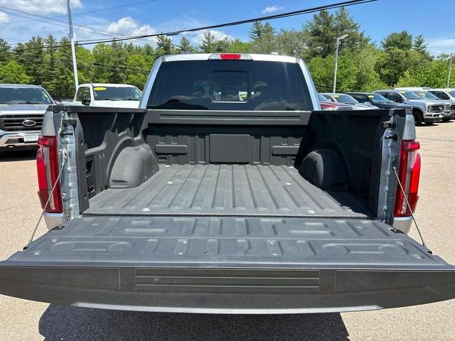 Used 2025 Silver Ford Lariat image 5