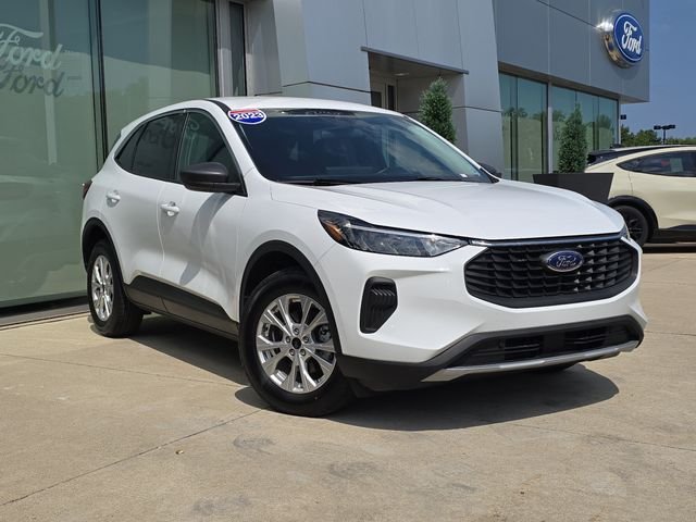Certified Used 2023 Oxford White Ford Active image 1