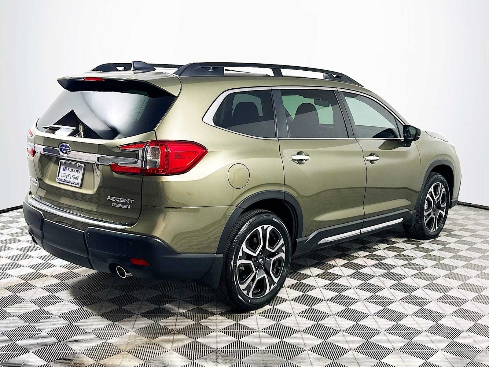 New 2026 AUTUMN GREEN METALLIC Subaru Touring 7-Passenger image 7