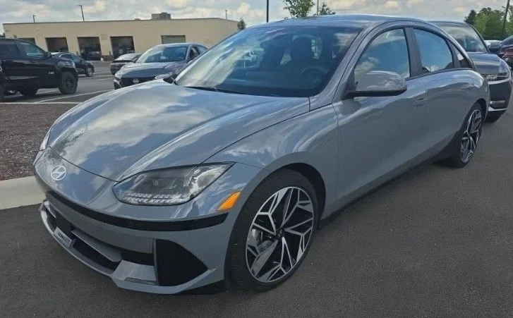 Used 2024 Hyundai IONIQ 6 SEL with VIN KMHM34AC9RA080491 for sale in Palatine, IL