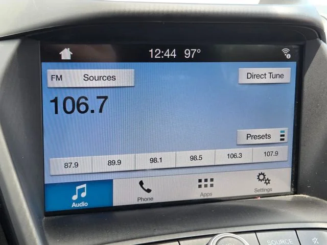 Certified Used 2019 Ingot Silver Ford SE image 24