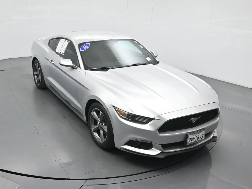 Used 2016 Silver Ford EcoBoost Premium image 32