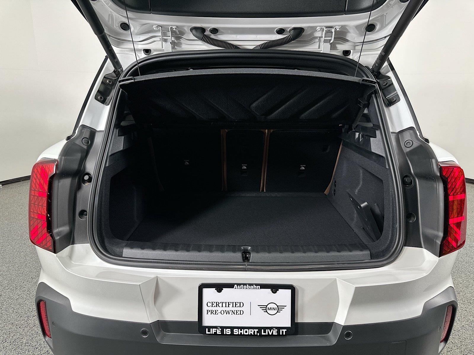 Used 2025 Nanuq White Metallic MINI S image 27