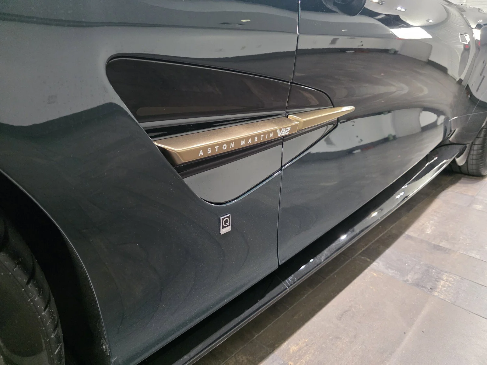 Used 2026 Pentland Green Aston Martin Volante 60th Anniversary Edition image 21