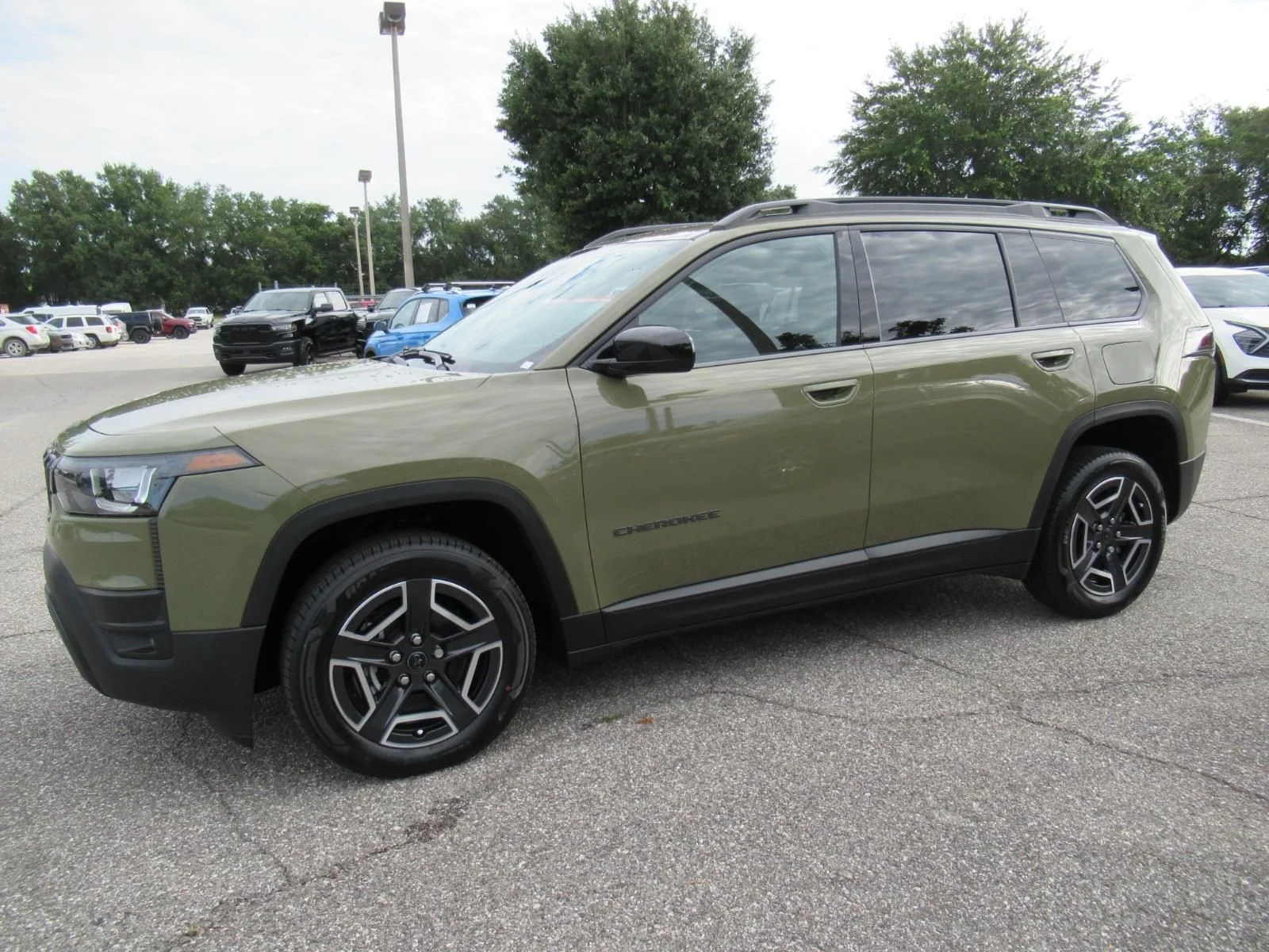 New 2026 41 Exterior Paint Jeep Laredo image 4