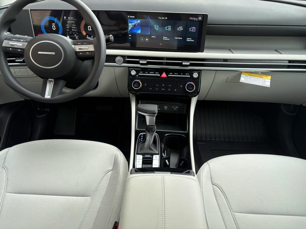 New 2026 Hampton Gray Hyundai SEL FWD image 31