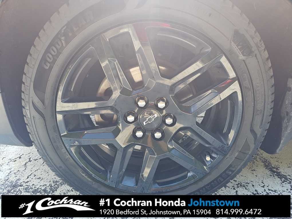 Used 2020 Midnight Blue Metallic Chevrolet LT image 14