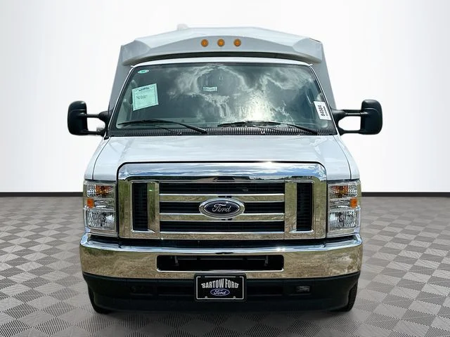 New 2025 Oxford White Ford KNAPHEIDE KUV129D20L image 2