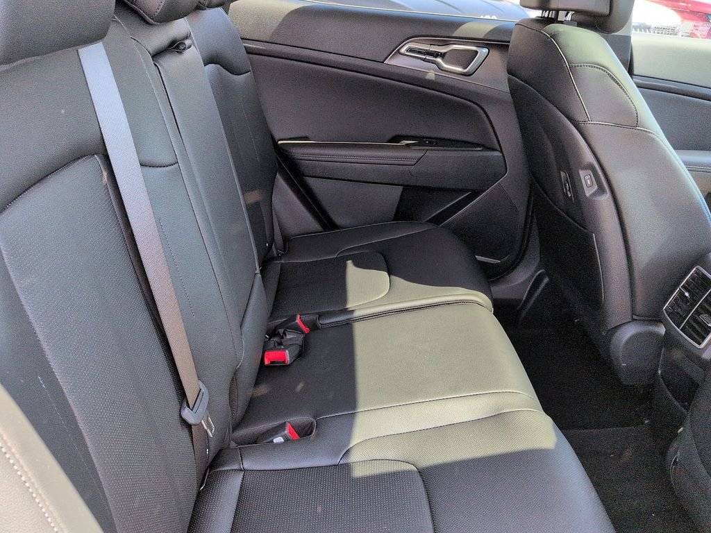 New 2026 Wolf Gray Kia EX image 8