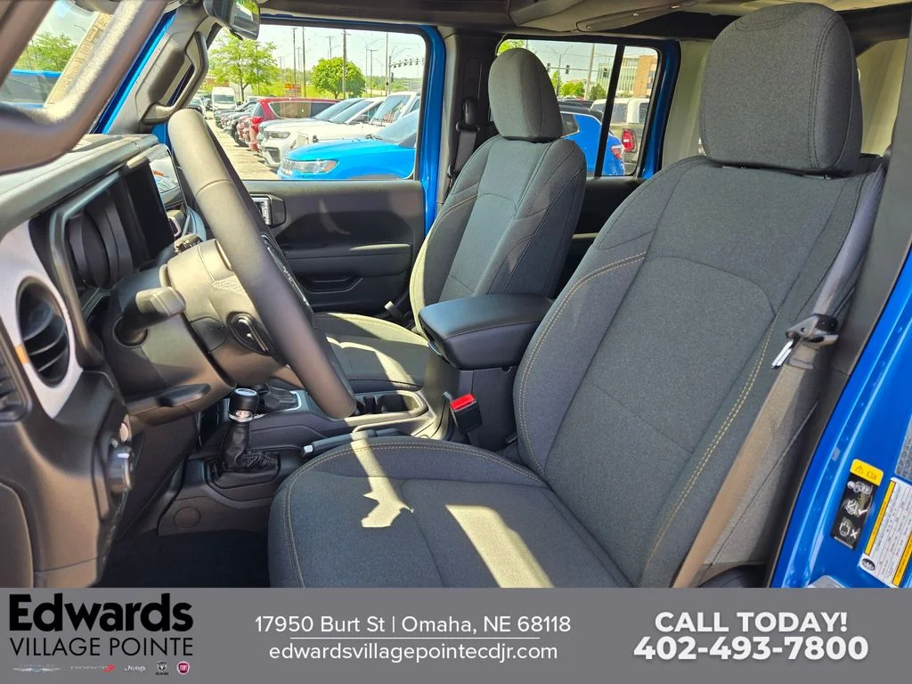 New 2026 Hydro Blue Pearl-Coat Exterior Paint Jeep Sport S image 14