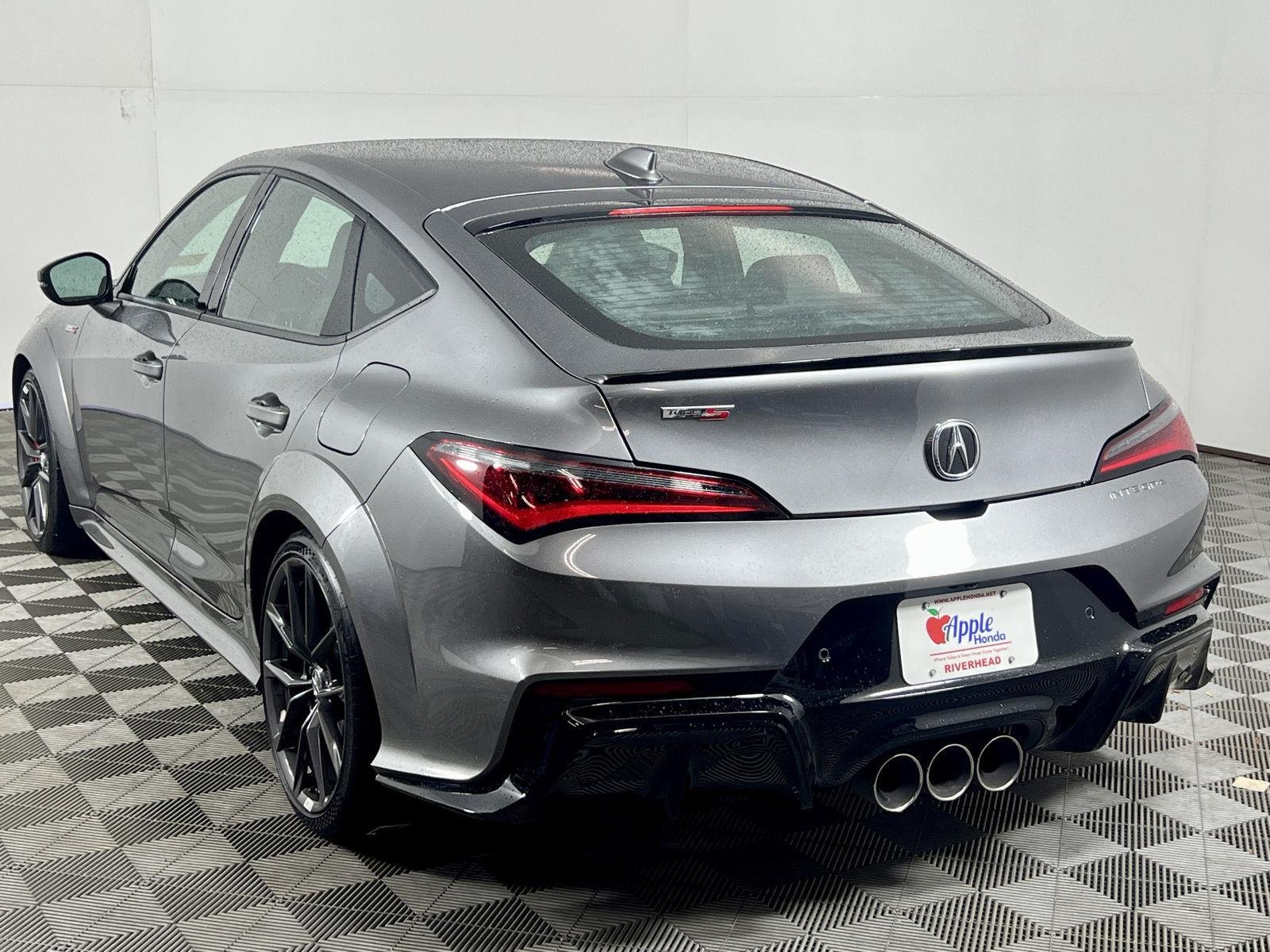 Used 2025 Liquid Carbon Metallic Acura Type S image 4