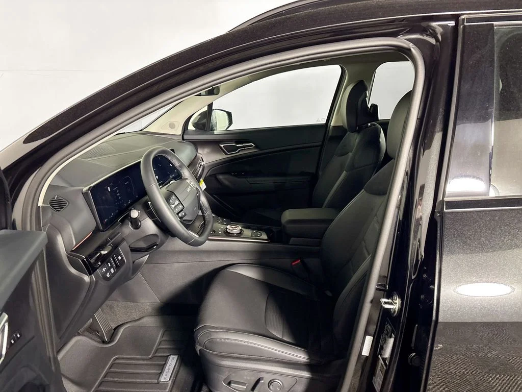 New 2026 Fusion Black Kia SX Prestige image 11