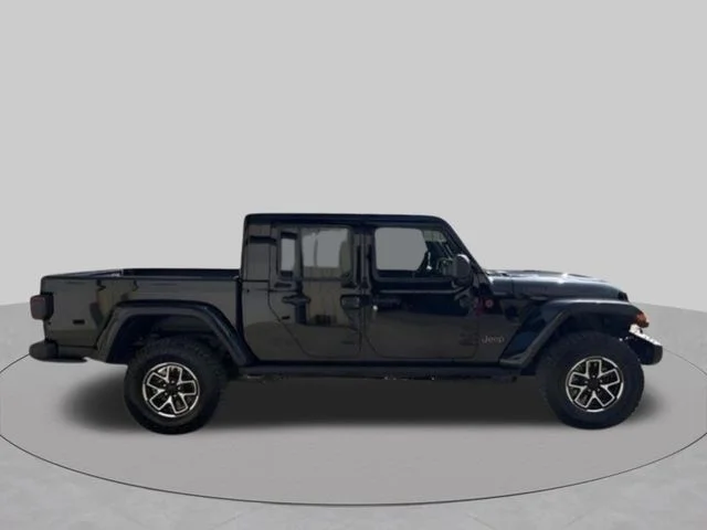 New 2026 Black Clear-Coat Exterior Paint Jeep Rubicon X image 9