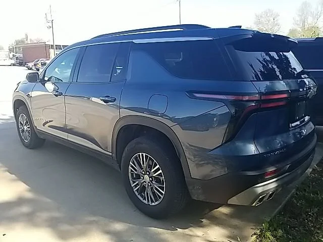 2025 Chevrolet Traverse LT - Photo 15