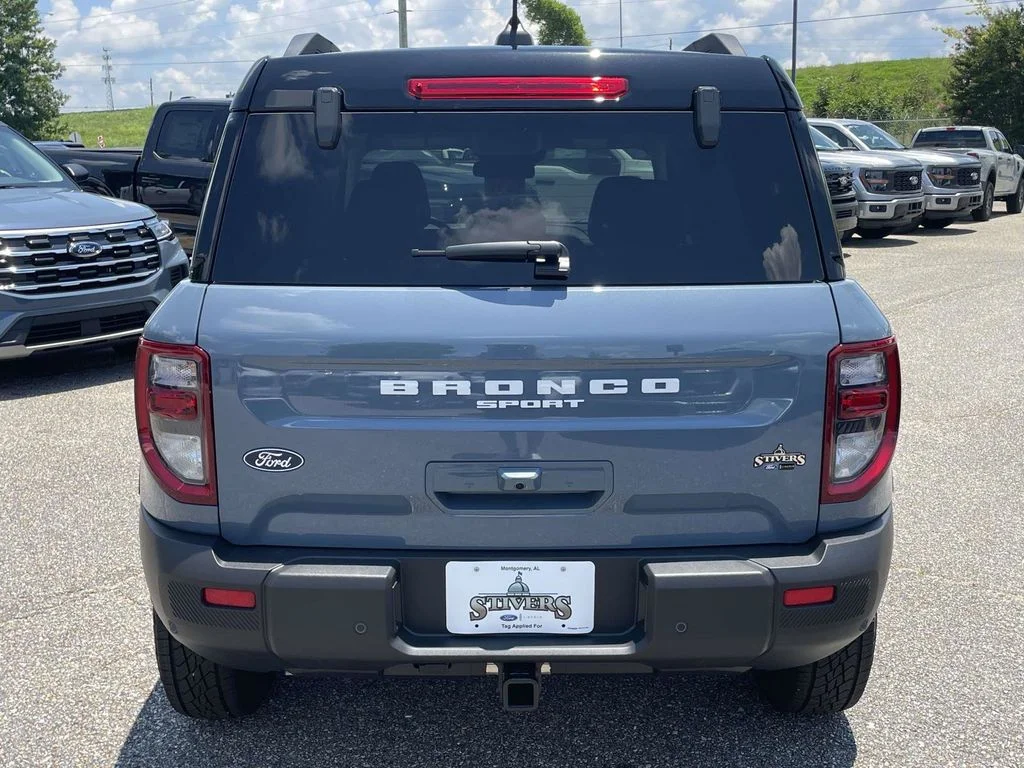 New 2026 Gray Ford Badlands image 4
