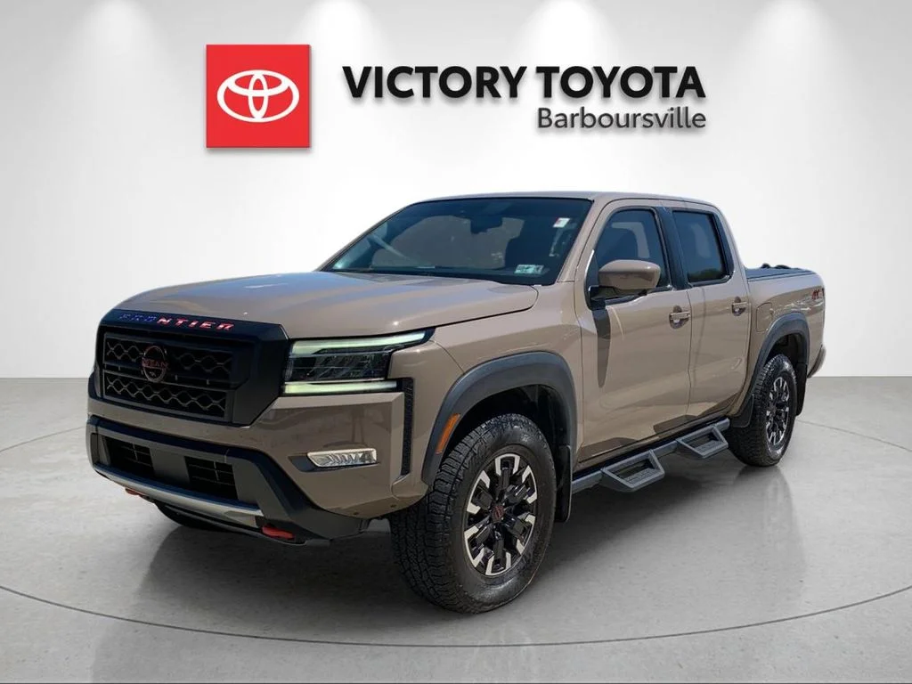 Used 2023  Nissan PRO-4X image 1