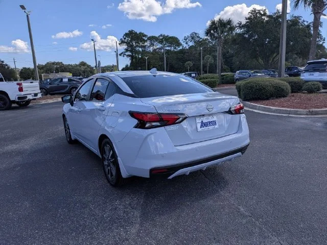Used 2025 Gray Sky Pearl Nissan SV image 5