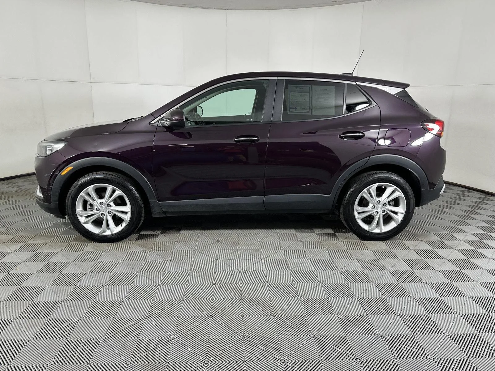 Used 2021 Black Currant Metallic Buick Preferred image 7