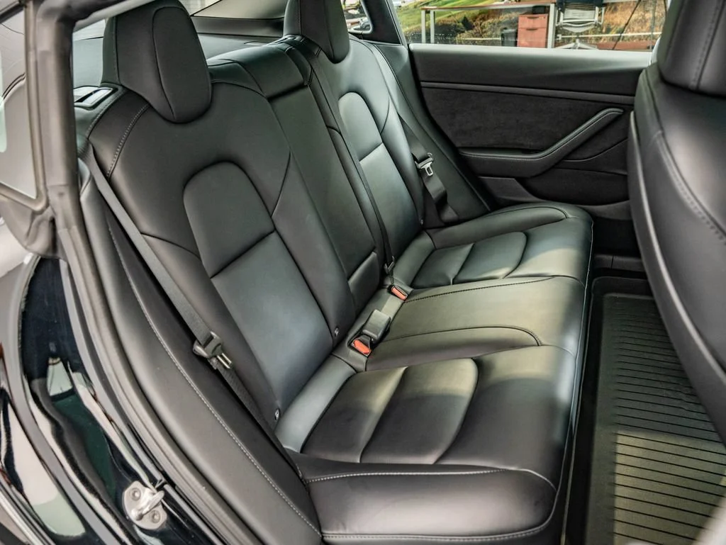 Used 2023 Black Tesla  image 41