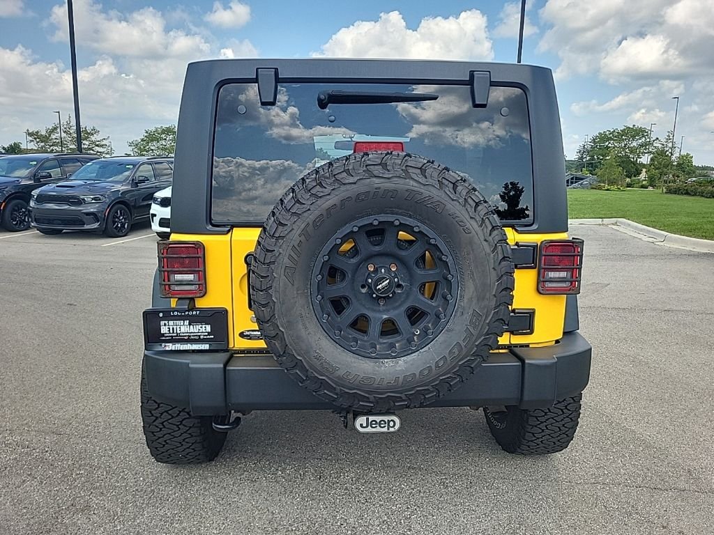 Used 2015 Yellow Jeep Unlimited Rubicon image 4