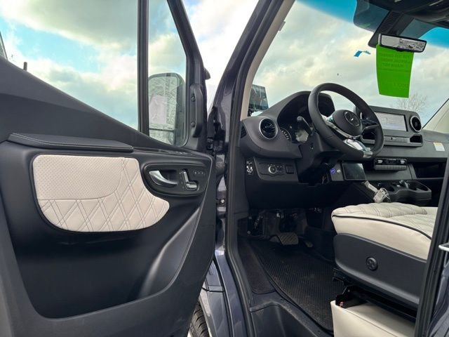 2025 Mercedes-Benz Sprinter Cargo Van Base - Photo 17