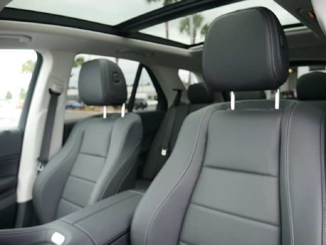 New 2026 Selenite Grey Metallic Mercedes-Benz GLE 350 image 41