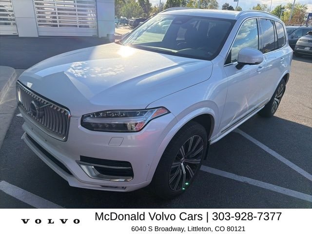 2023 Volvo XC90 B5 Plus