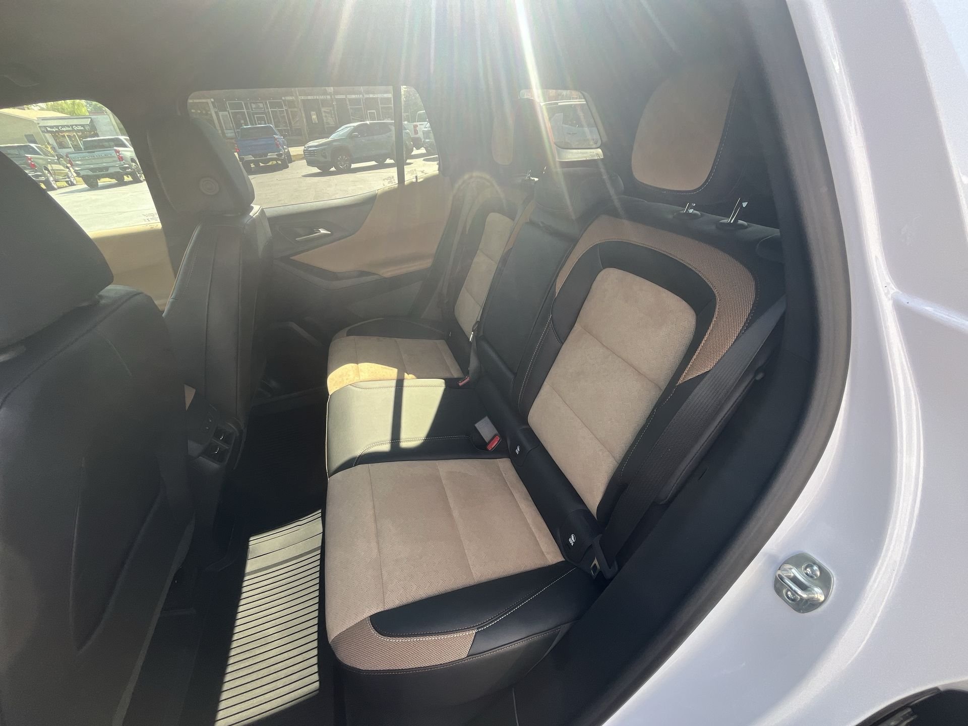 New 2026 Polar White Tricoat Chevrolet ACTIV image 50