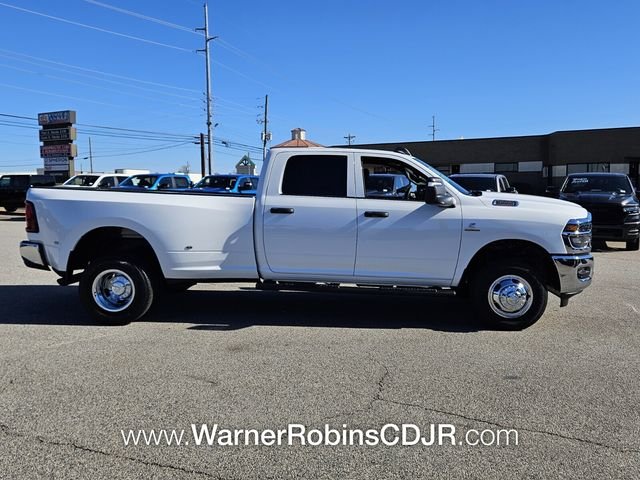 New 2026 Bright White Clear-Coat Exterior Paint RAM Tradesman image 14