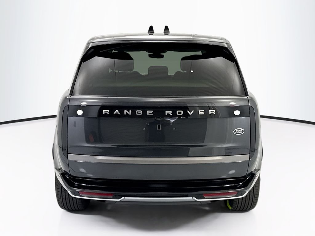 Used 2023 Carpathian Gray Premium Metallic Land Rover SE image 6