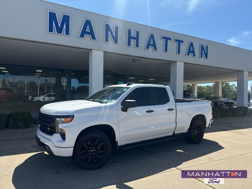 Used 2023 Summit White Chevrolet Custom image 1