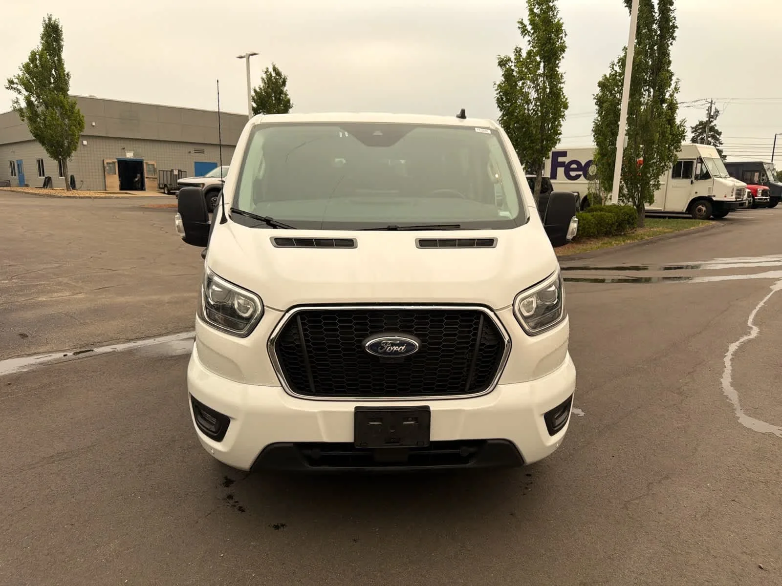 Used 2023 Oxford White Ford XLT image 2