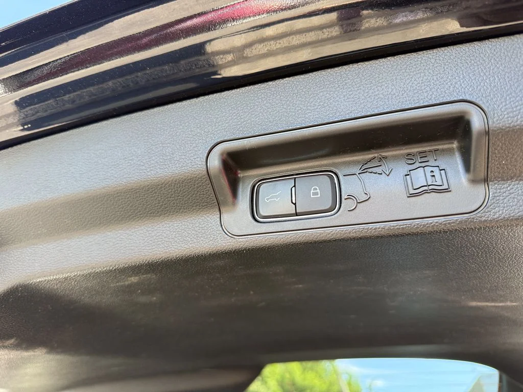 Used 2023 Black Metallic Ford ST-Line image 32