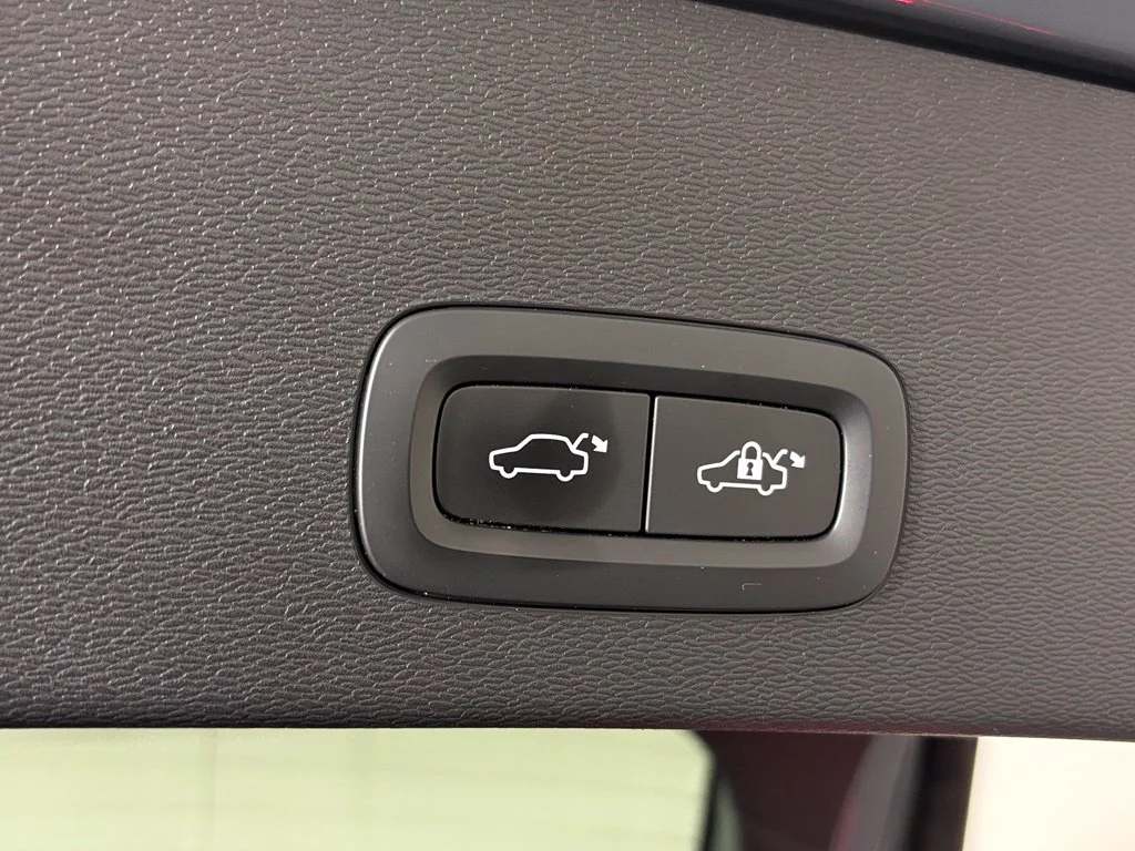 Used 2023 Gray Volvo Ultimate image 35