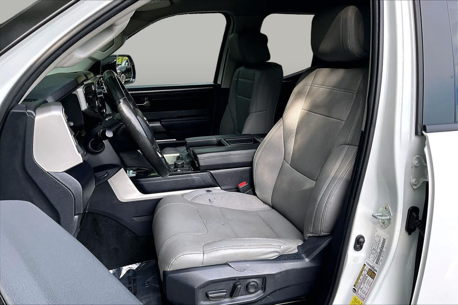 Used 2024 Ice Cap Toyota SR5 image 8