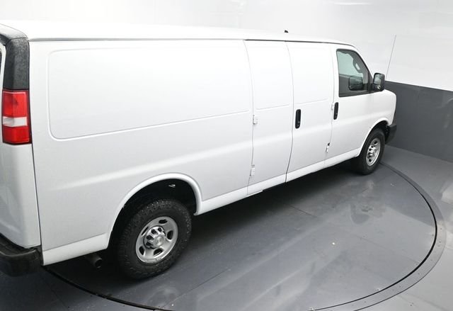 Used 2021 White Chevrolet Work Van image 47