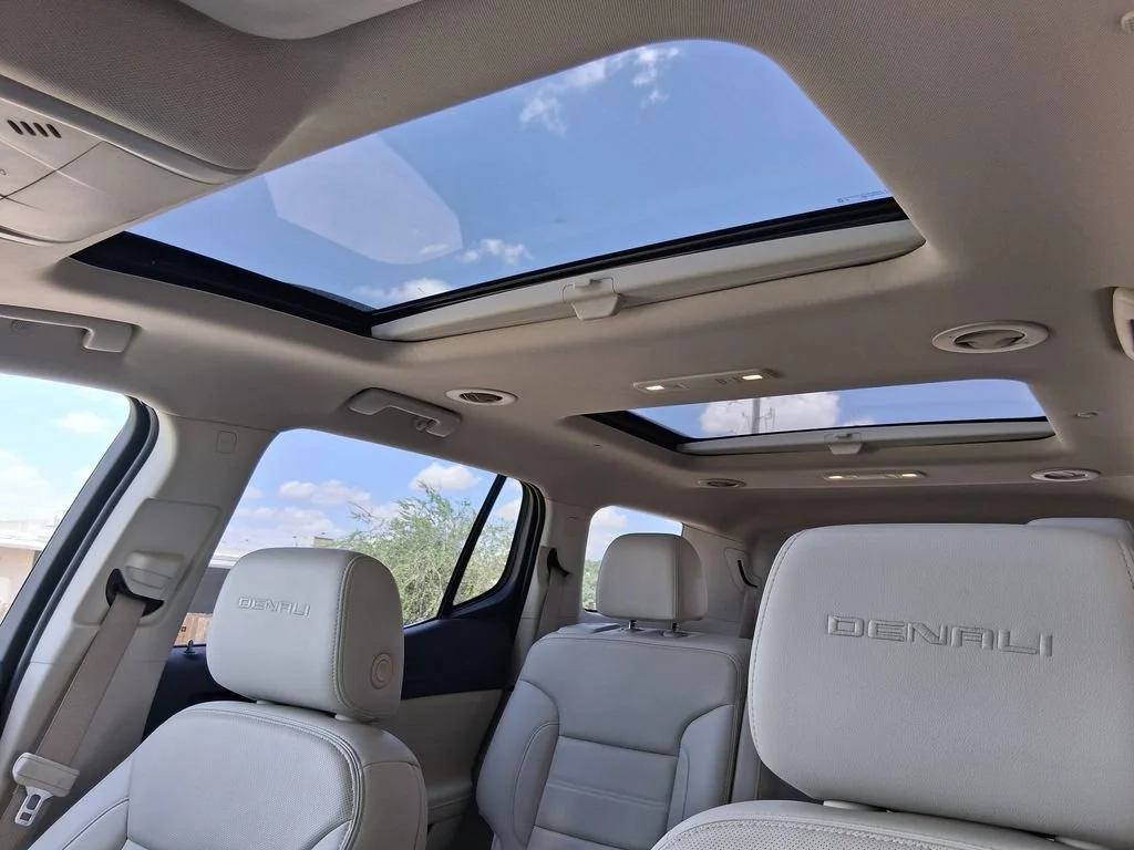 Used 2021 SATIN STEEL METALLIC GMC Denali image 19