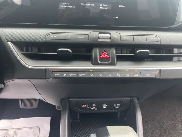 2025 Kia K4 LXS - Photo 25