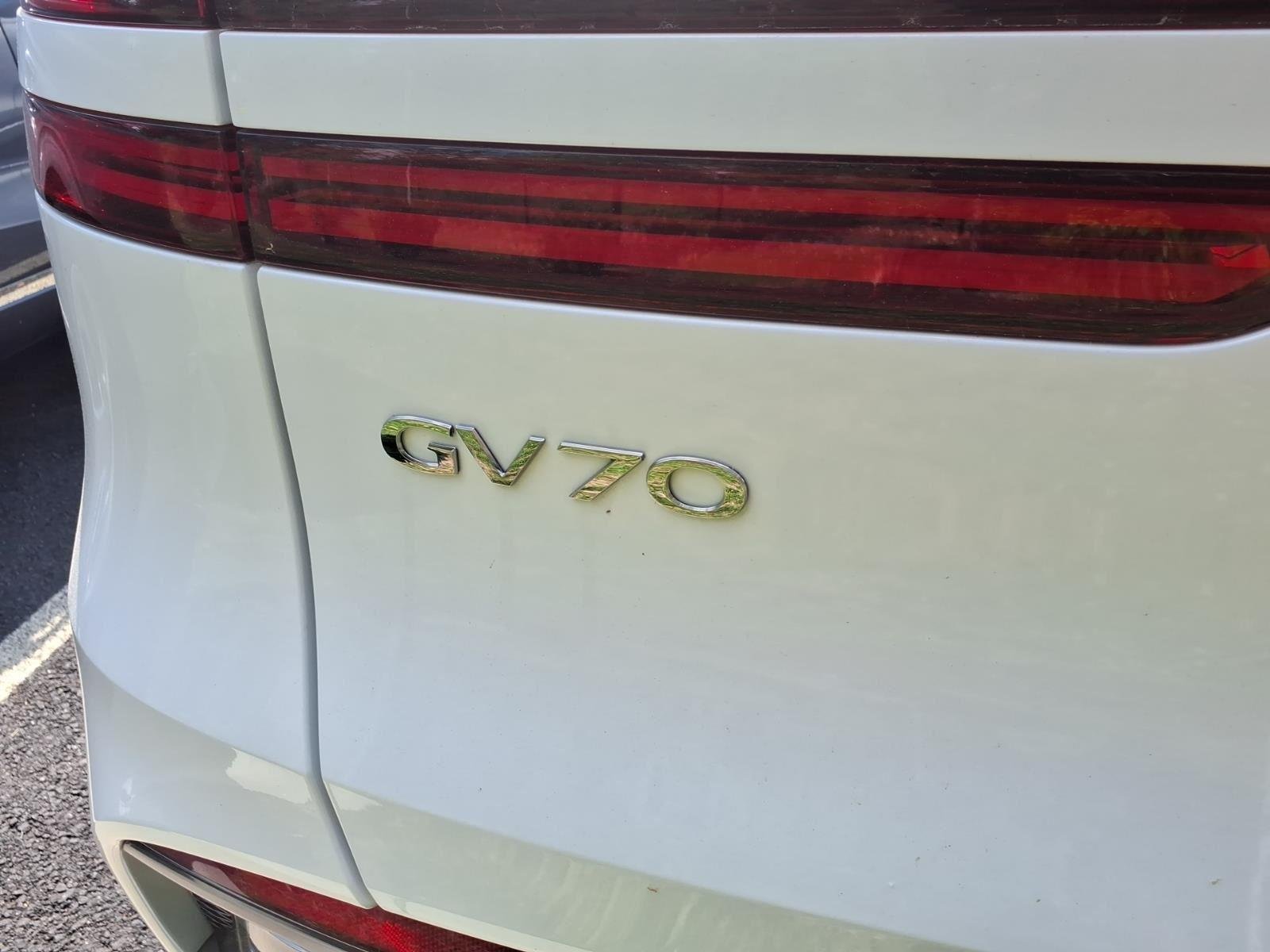 New 2026 Uyuni White Genesis 2.5T SELECT image 29