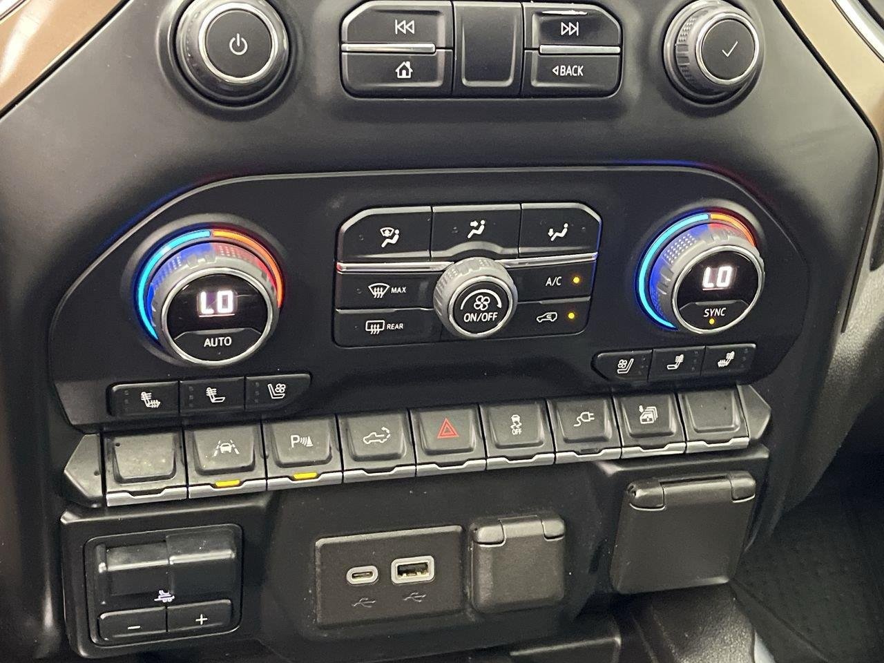 2021 Chevrolet Silverado 1500 High Country - Photo 24