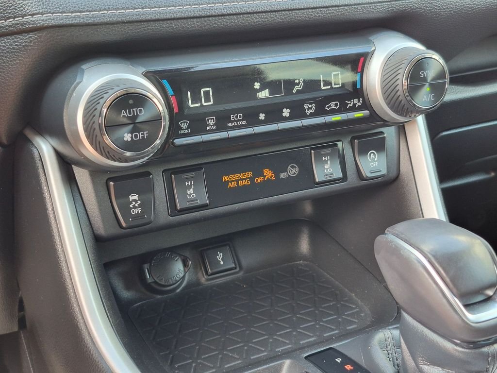 Used 2021 Gray Toyota XLE Premium image 15