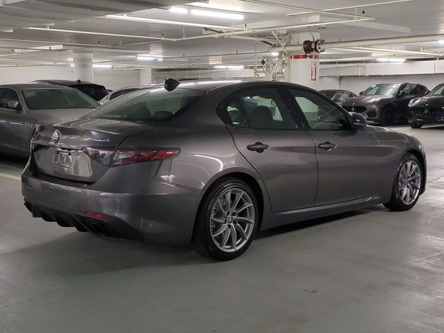 New 2026 Vesuvio Gray Metallic Exterior Paint Alfa Romeo Sprint image 7