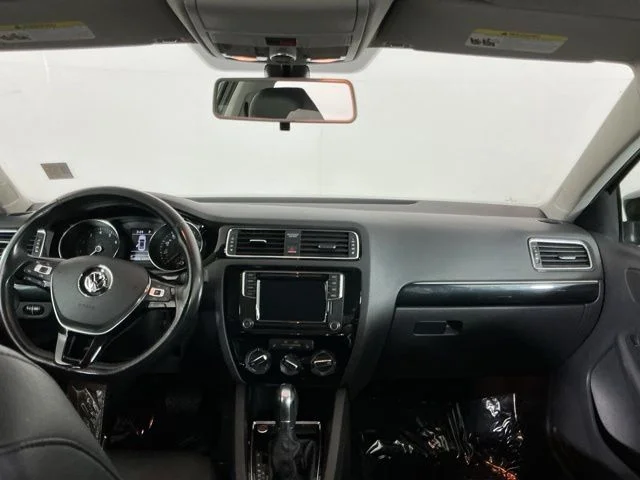 Used 2016 Black Uni Volkswagen 1.8T SEL image 24
