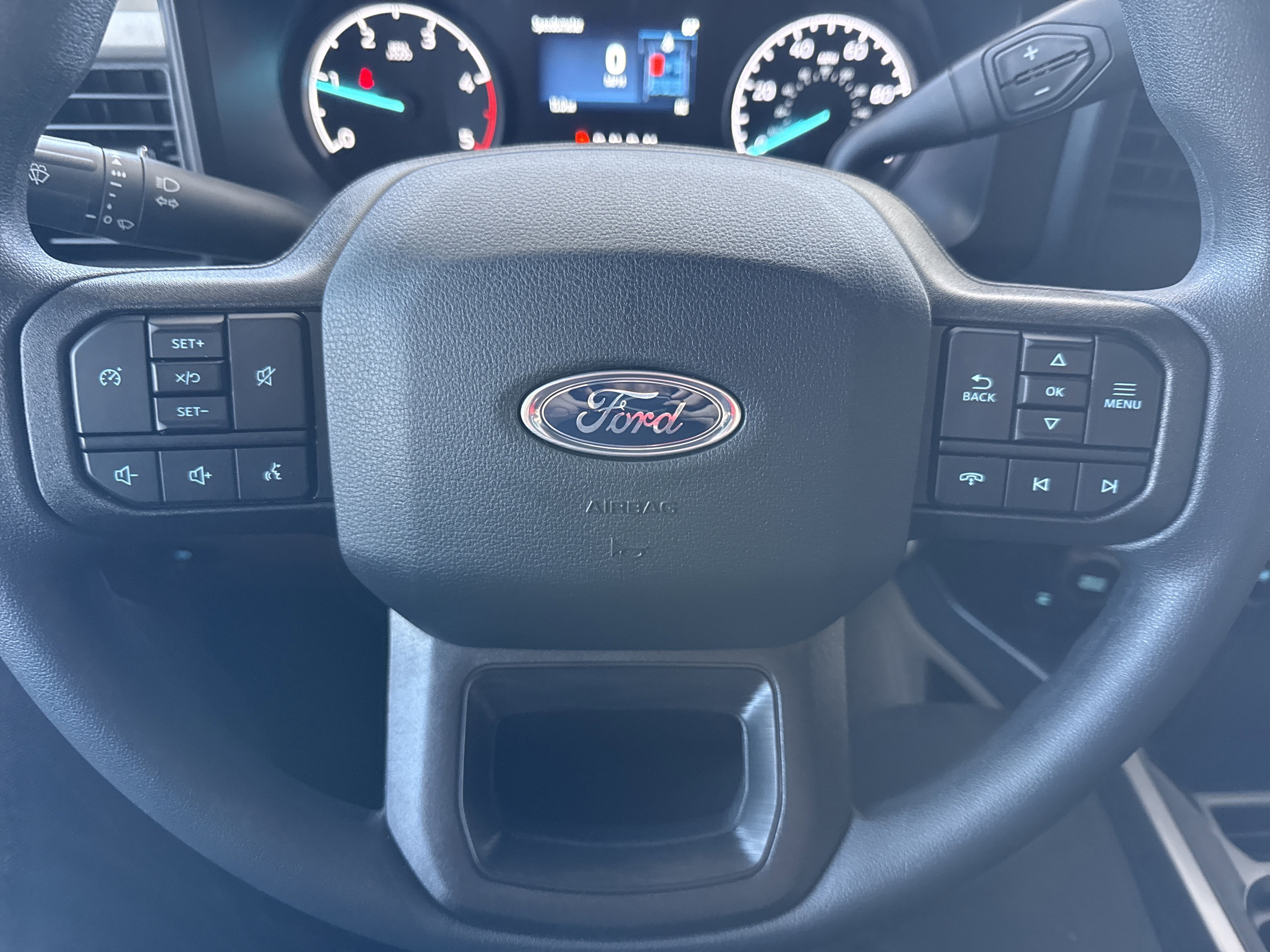 2026 Ford F-350 Super Duty XLT - Photo 31