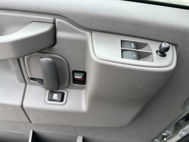 2026 GMC Savana Cargo Work Van - Photo 17