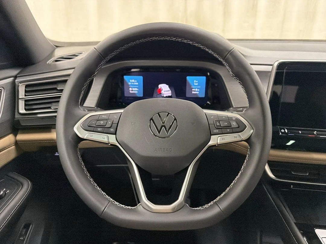 New 2026 Deep Black Pearl Volkswagen 2.0T SE w/Technology image 16