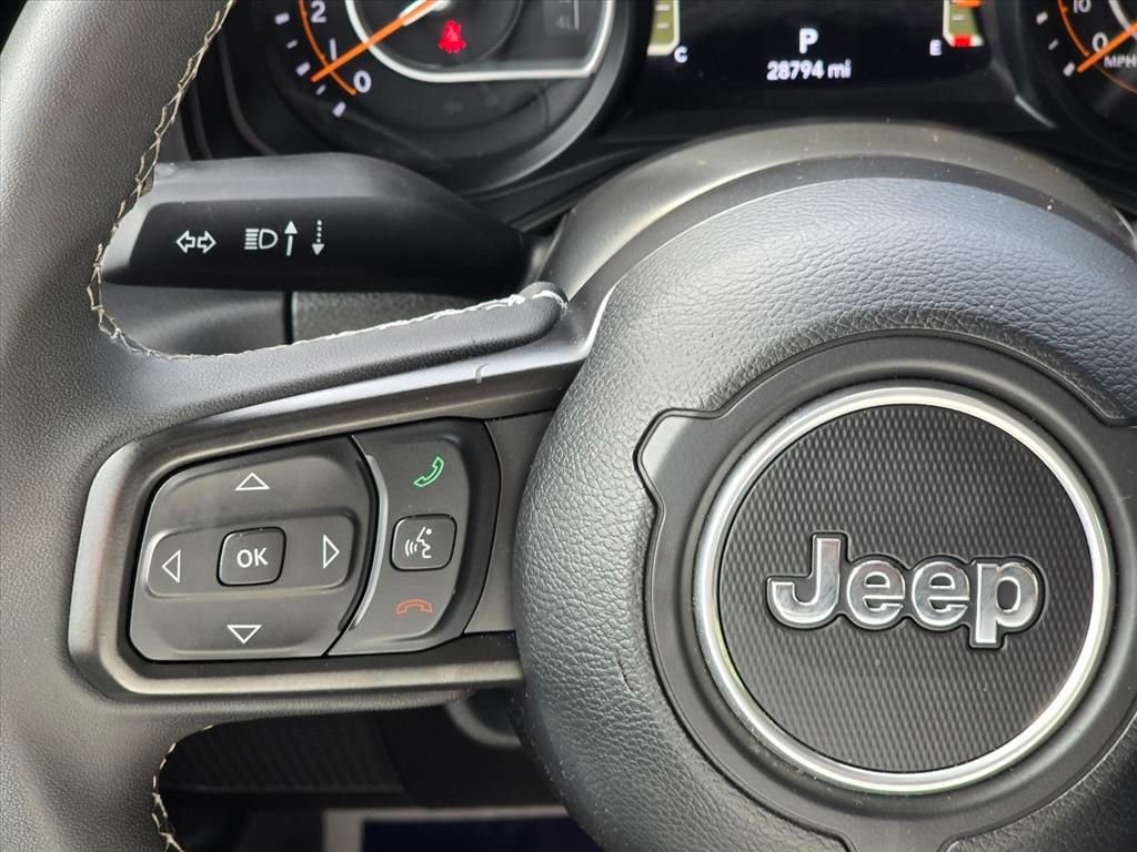 Used 2025 Black Jeep Rubicon image 15