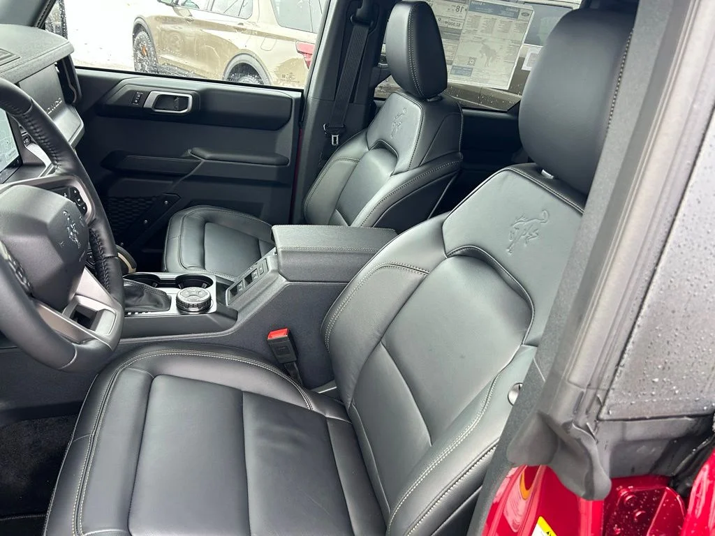 2025 Ford Bronco 4-Door Badlands - Photo 10