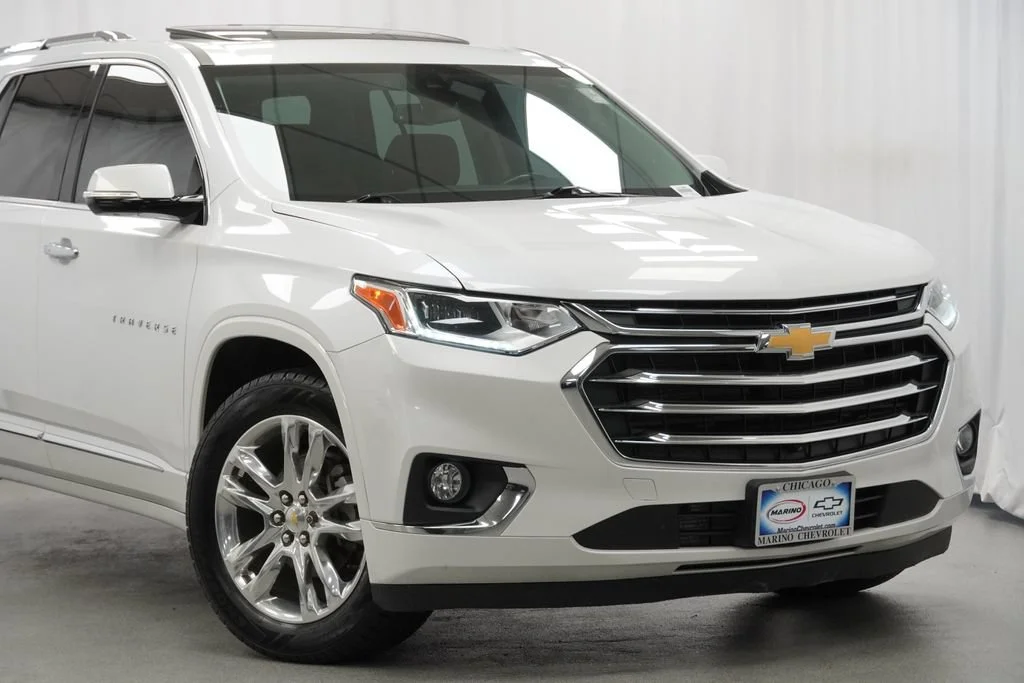 Used 2019 IRIDESCENT PEARL TRICOAT Chevrolet High Country image 8