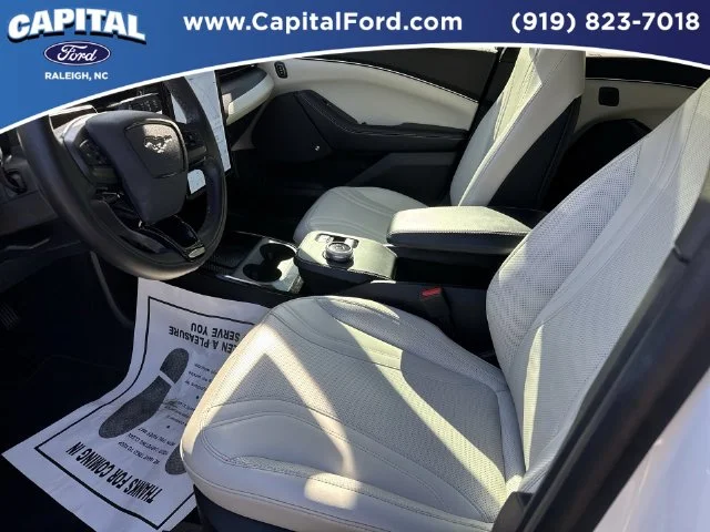 Used 2023 White Ford Premium image 19